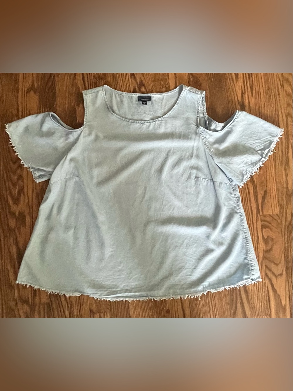 J Jill Denim Cold Shoulder Light Blue Top - Soft Chambray